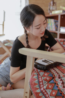 深蓝与月光